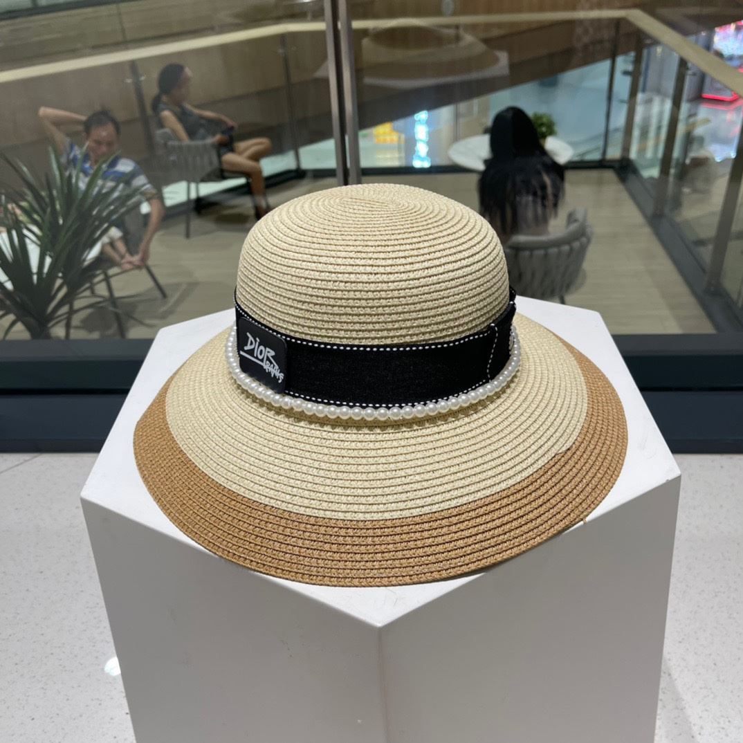 Christian Dior Caps